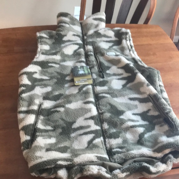 berber fleece camo jacket